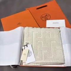 HERMES Hロゴ タオルハンカチ ピンク - メルカリ