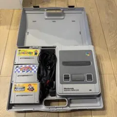 スーパーファミコン本体、収納ケース、ゲームソフト付き