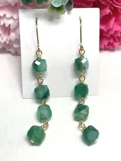 天然石　グリーンストライプアゲート　ピアス　No.A685