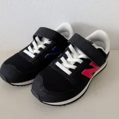 ニューバランス。キッズスニーカー 19cm