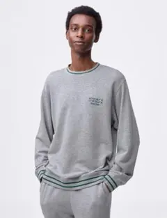 GU スウェットプルオーバー［ロゴ］