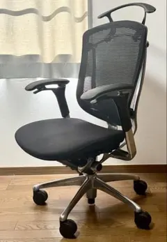 オカムラ コンテッサ ブラックポリッシュシルバー ハイバック　可動肘