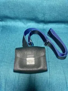 FURLA レザー ショルダーバック フラップ式 黒