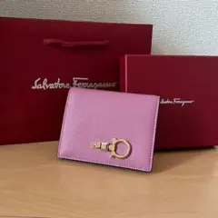 フェラガモ　コンパクトウォレットのサムネイル