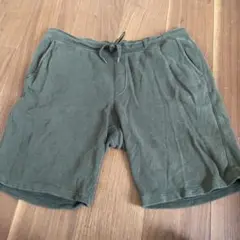 UNIQLO XL オリーブグリーン ショートパンツ