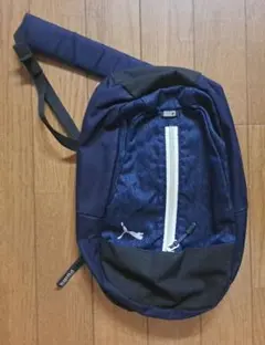 【お値下げ】PUMA ボディバッグ ネイビー