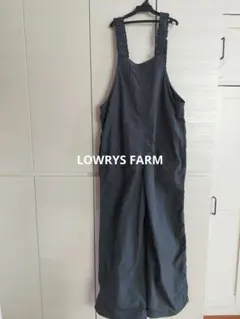 LOWRYS FARM　肩ひもシャーリング　ナイロンサロペット　裾絞り　グレーのサムネイル
