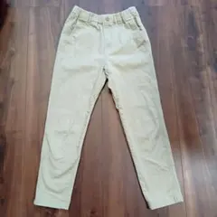 ユニクロ　ベージュパンツ　140
