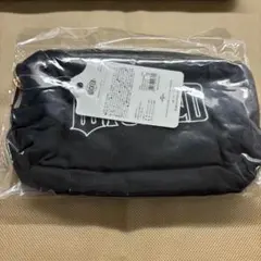 3COINS スリーコインズ WICKED ウィキッド ロゴ ポーチ ブラック