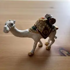 海外品　ラクダ小物入れ　アクセサリー　キャメル置物