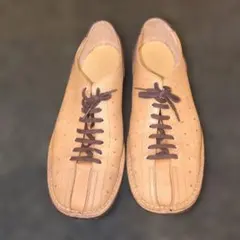 キャサリンハムネット　靴のサムネイル