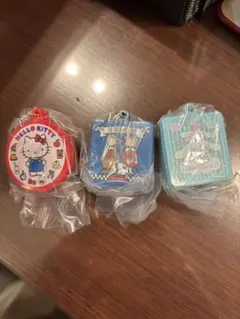 サンリオ　クッキー缶チャーム