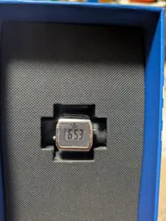 新品 DIGITAL TWO RING アディダス リングウォッチ シルバーのサムネイル