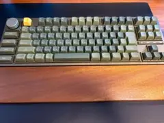 Keychron Q3 Pro 特別版（赤軸）＋ ウッドパームレスト