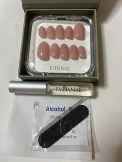 EVERNAIL ピンクベージュ オーバル ネイルチップ 10個セット - メルカリ