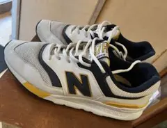 New Balance 997H ホワイト/ネイビー/イエロー スニーカー