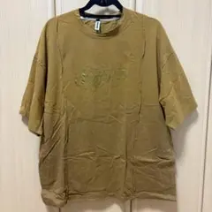 カーキ オーバーサイズ Tシャツ ロゴ刺繍