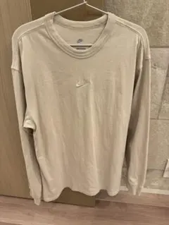 Nike ベージュ ロンT 長袖