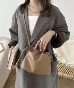 ギャザー巾着ショルダーバッグ