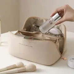 化粧ポーチ　メイクポーチ ポーチ　大容量　ベージュ　ペンポーチ