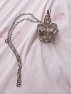 ♥︎水曜日のアリス 王冠ネックレス シルバー♥︎