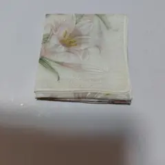 Ruthie Vanet ユリの花柄ハンカチ