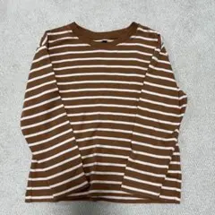 ③ユニクロ ブラウンとホワイトのストライプ長袖カットソー 120