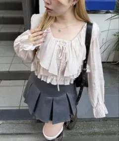 NICE CLAUP トップスのサムネイル