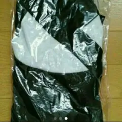 タートルネック ブラックホワイト ストライプ トップス