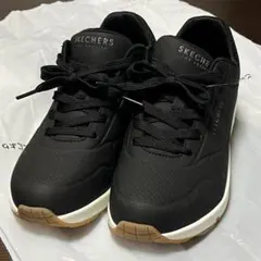 ほぼ新品！ SKECHERS 25.5cm ブラック スニーカー