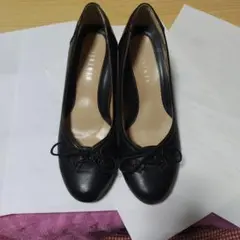 パンプス　黒　ベネビス