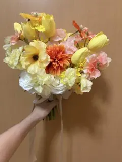 アーティフィシャルフラワーブーケ　ブートニア