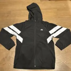 新品 アディダス adidas キッズ・フードナイロンジャケット 150cm 黒