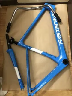 2025年最新】ロードバイクフレームの人気アイテム - メルカリ