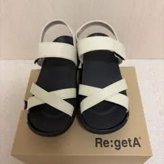 【新品】リゲッタ　サンダル　アイボリー　23センチのサムネイル
