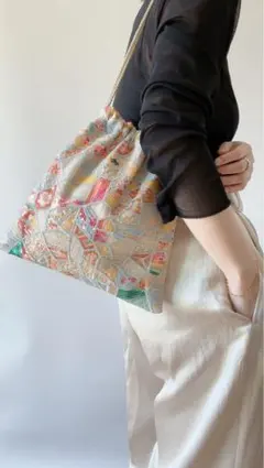 【未使用品】MORO スパンコール 刺繍 巾着袋