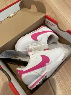 【新品】Nike コルテッツ　イージーオン　ピンク