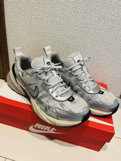 NIKE V2K Run 25㎝ スニーカー ナイキ