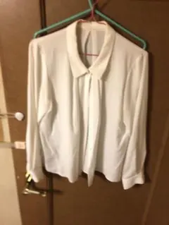 白シャツ　ブラウス　Mサイズ　グローバルワーク