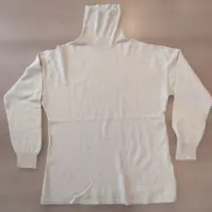 オンワード樫山 QUATRE VINGT UN タートルネックニット