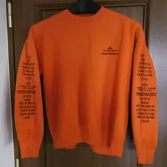 オレンジ色　メンズトレーナー　スウェット