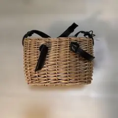 新品タグ付き アズノゥアズ ラタンショルダーバッグ