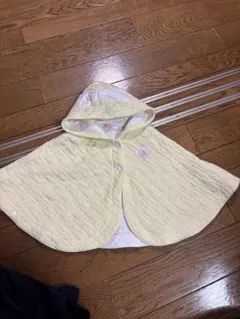 Kiss Drop フード付きイエローポンチョ