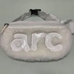美品　アルチビオ　モコモコ　ウエストポーチ