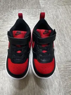 NIKE 子ども用スニーカー