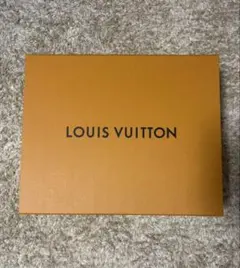 LOUIS VUITTON 空箱 ギフトボックスのサムネイル
