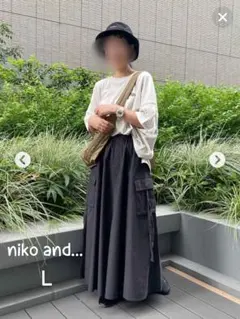 niko and... カーゴポケットタックスカート　スモーク　L