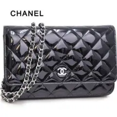 CHANEL エナメル　チェーンウォレット希少のサムネイル