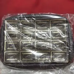 Q-pot. チョコレート柄 ポーチ　バックのサムネイル