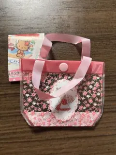 サンリオキャラクターズプールバック風ミニポーチマロンクリーム